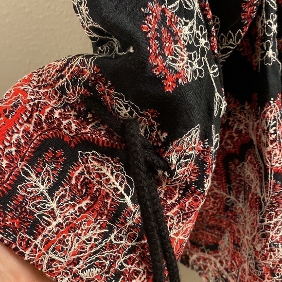 ZARA Boho Flowy Off the Shoulder Paisley Embroidered Blouse Top w/Wrist Ties XS - Picture 6 of 9